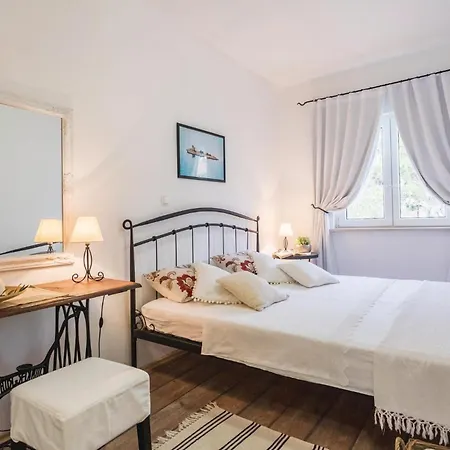 Radalj Iii Apartmán