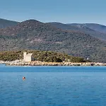 Διαμέρισμα Radalj Iii *